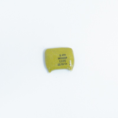 км рыжие; v; м1500 кг 